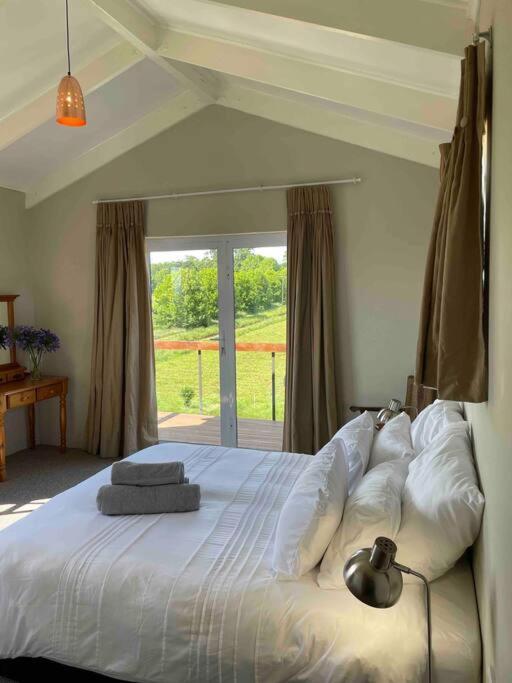Protea Loft - Romantic Stay - No Load Shedding Hilton Exteriör bild